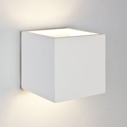 Astro Pienza 165 Indoor Wall Light in Plaster