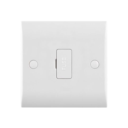 Saxby Curved Edge 13A Unswitched Fused Spur Unit in White