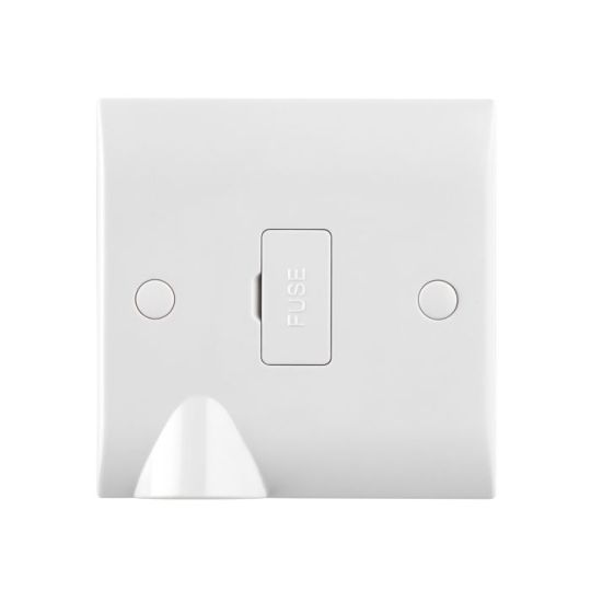 Saxby Curved Edge 13A Unswitched Fused Spur Unit With Flex Outlet in White