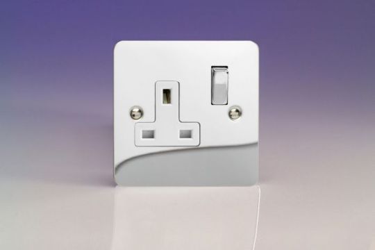 Varilight Polished Chrome 1-Gang 13A Double Pole Switched Socket