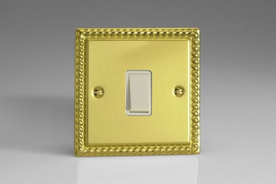 Varilight Georgian Brass 1-Gang 10A Retractive Switch