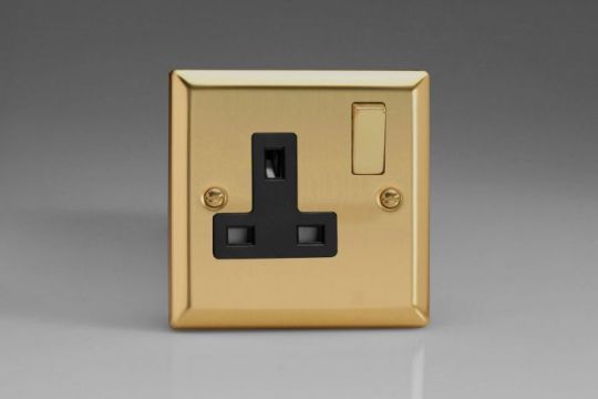 Varilight Victorian Brass 1-Gang 13A Double Pole Switched Socket