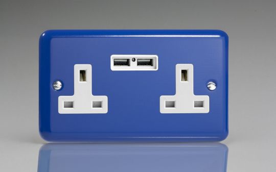 Varilight Reflex Blue 2-Gang 13A Unswitched Socket + 2x5V DC 2100mA USB Charging Ports (XY5U2W.RB)