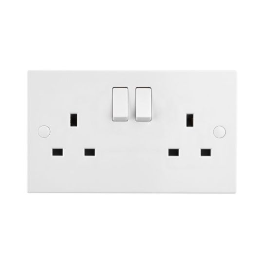 Saxby Square Edge 13A 2G Sp Switched Socket in White