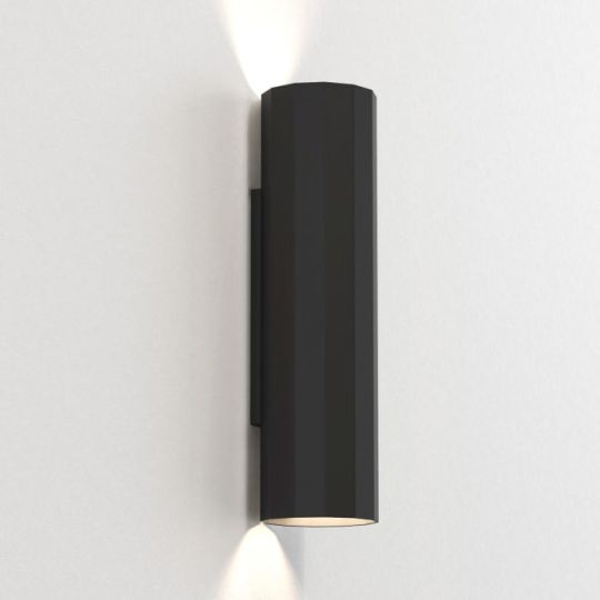 Astro Hashira 300 Indoor Wall Light in Matt Black